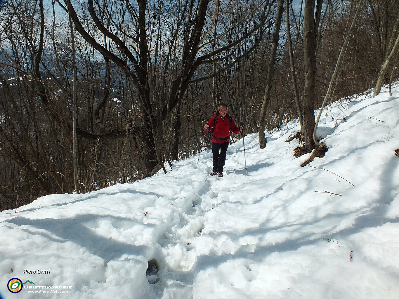 06 La traccia battuta c'è su neve molle.JPG